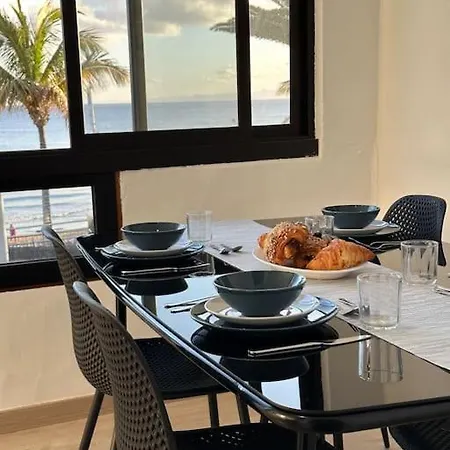 Saripedri Puerto del Carmen (Lanzarote)